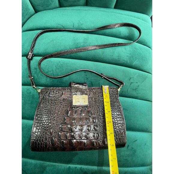 Brown Brahmin Croc Embossed Purse - Picture 3 of 10